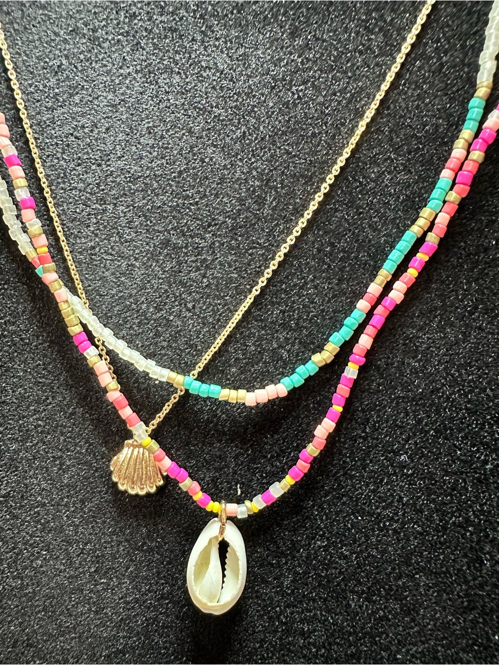 American Eagle Outfitters Gold Shell & Multicolor Beaded Layered Necklace - Picture 3 of 6